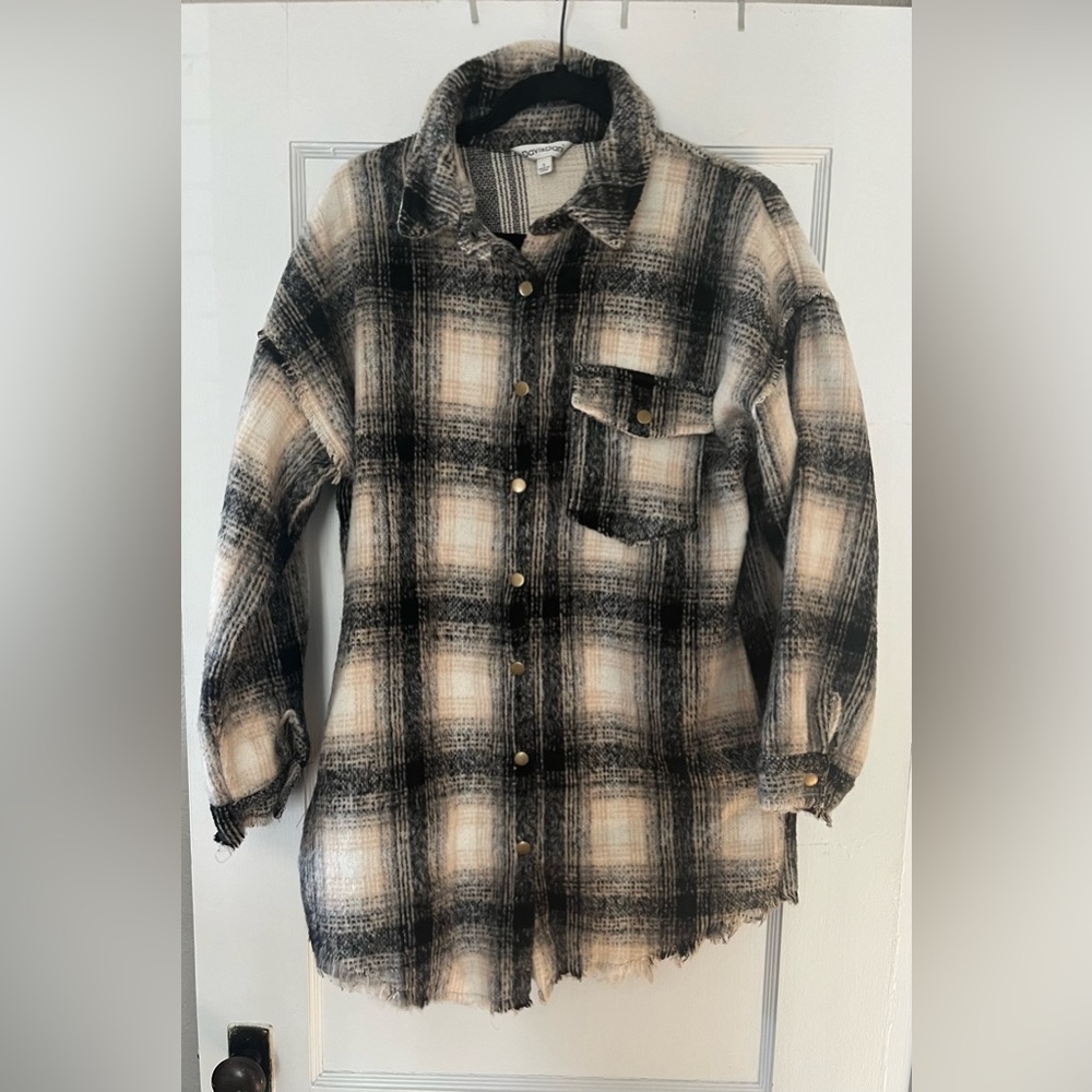 Davi & Dani Black/Tan Flannel Button Up Jacket with gold details